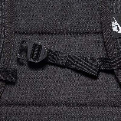 9. Nike Heritage Eugene Rucksack BKPK DB3300 010