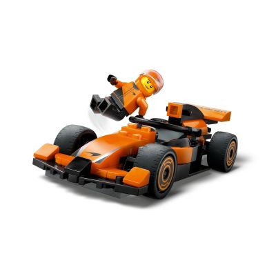 4. LEGO CITY 60442 F1 McLaren Fahrer und Rennfahrer