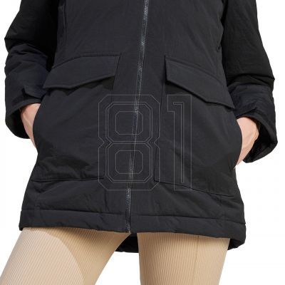 6. adidas Parka mit Kapuze und Pelzjacke W IJ8260