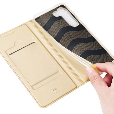 8. Dux Ducis Skin Pro Hülle für Samsung Galaxy S23+ Flip Card Wallet Stand Gold