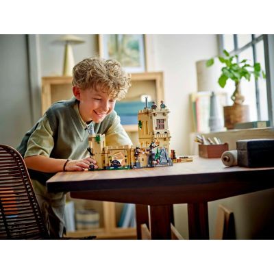 9. LEGO Harry Potter 76447 – Schloss Hogwarts: Flugstunde auf dem Besen