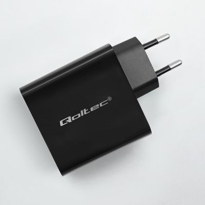 5. QOLTEC Super-Schnellladegerät mit Power Delivery | 1x USB-C | 65 W | 5–20 V | 3–3,25 A | Schwarz