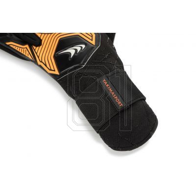 3. Yakima Sport Pro One 100731 goalkeeper gloves
