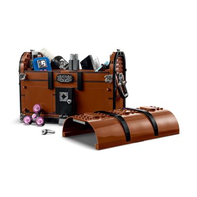 6. LEGO 76785 Mittwoch – Hands Wohnung