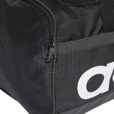 6. Adidas Linear Duffel M HT4743 Tasche
