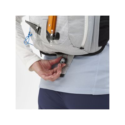 6. MILLET Trilogy Sky 15+ Rucksack Weiß