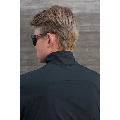 6. POC Pro Thermojacke Schwarz