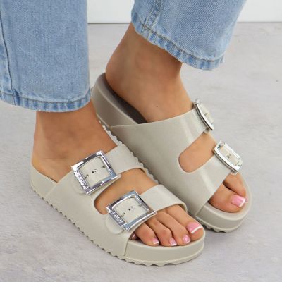 8. Zaxy RR285056 W INT2135B Flip-Flops