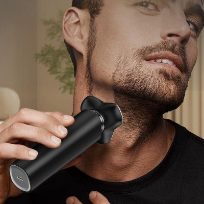 15. MAXGROOM M-8012 3-in-1 Elektrorasierer – Schwarz