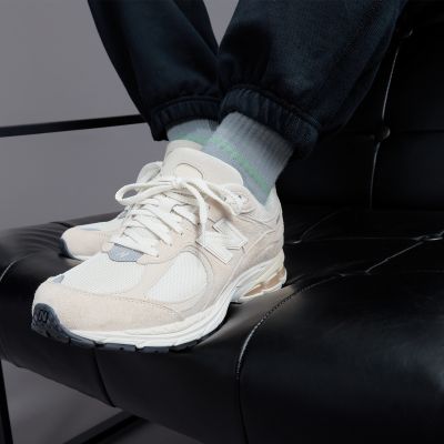 8. New Balance Herren Sportschuhe Sneaker M2002RCC