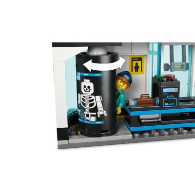 6. LEGO City 60502 Flughafen