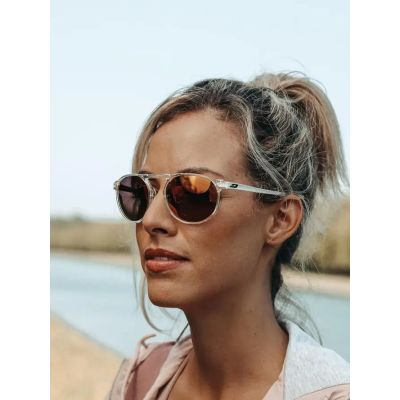 4. Julbo Meta Sonnenbrille – Klares, glänzendes Kristall / Dunkelblau | Polarisiert 3+