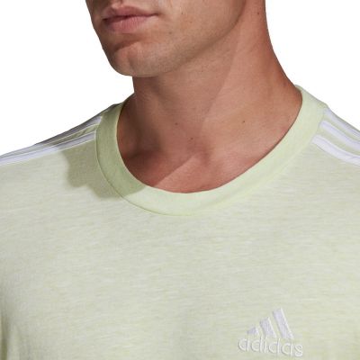 6. adidas Essentials 3-Streifen Tee M HF4542