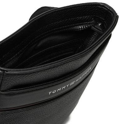 4. TOMMY HILFIGER TH CORP MINI CROSSOVER HERRENTASCHE