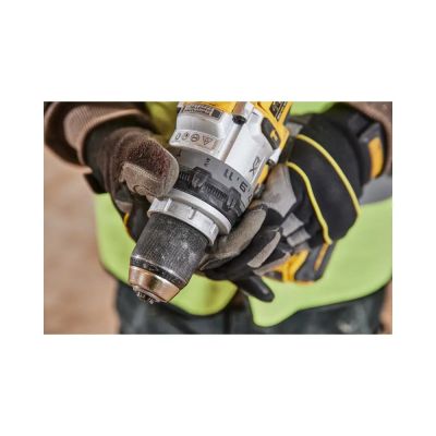 6. 18V XR Akku-Bohrschrauber mit Schlagfunktion, 169 Nm, 1 x 8 Ah