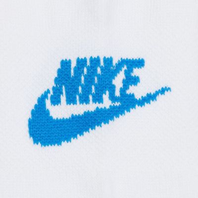 7. Nike NK Nsw Everyday Essentials NS DX5075 100 Socken