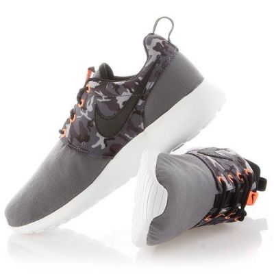 5. Nike Roshe One Print Jr 677782-004 Schuhe