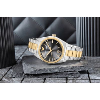 6. Emporio Armani Frederico Herrenuhr AR11715 + Box