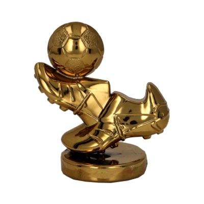 3. Braune Plastikfigur