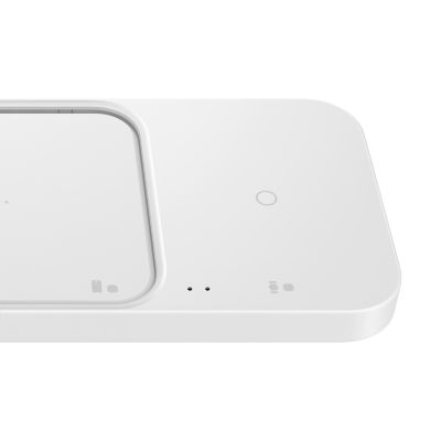 7. Samsung Wireless Charger Duo (mit Reiseadapter), Weiß