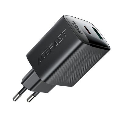3. Acefast A106 GaN PD 45W USB-C USB-A Wandladegerät - Schwarz
