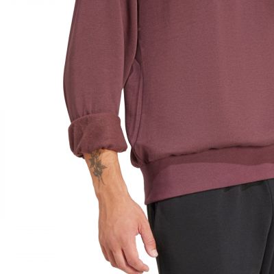 6. adidas Essentials Feelcozy Fleece M Sweatshirt JE3786