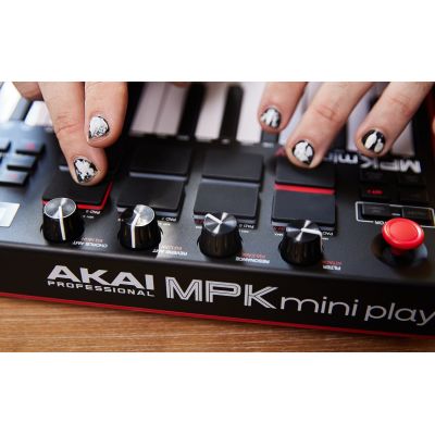 10. AKAI MPK MINI PLAY 3 – Mini-Tastatur-Controller