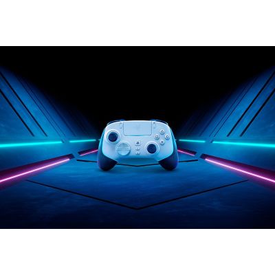 13. Razer Wolverine V2 Pro Weißes Gamepad (Analog/Digital) für PC und PlayStation 5
