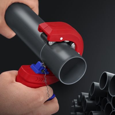 19. Knipex 90 23 01 BK Handrohrschneider