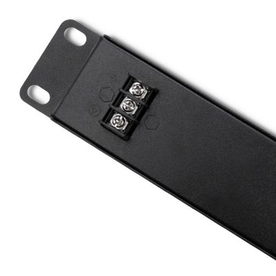 4. QOLTEC Patchpanel-Rack | 48 V | 24 Ports | Passiver PoE-Injektor | Schwarz