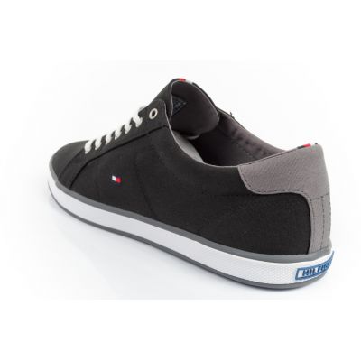 3. Tommy Hilfiger Sneakers M FM0FM00596990