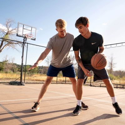13. Lifetime 50" Basketballständer BROOKLYN 90981