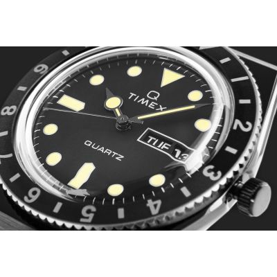 4. TIMEX Q Reissue TW2U61600 Herrenuhr + Box