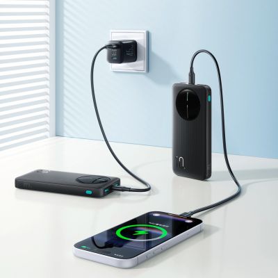 10. Joyroom JR-PBF12 Pro Powerbank 22,5 W 10000 mAh mit Digitalanzeige, 2x USB-A, 1x USB-C – Schwarz
