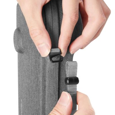 11. Spigen Klasden Tasche für Sony PlayStation Portal Fernbedienung – Grau