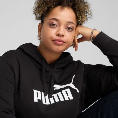 4. Puma ESS No. 1 Logo Hoodie W 682390 01
