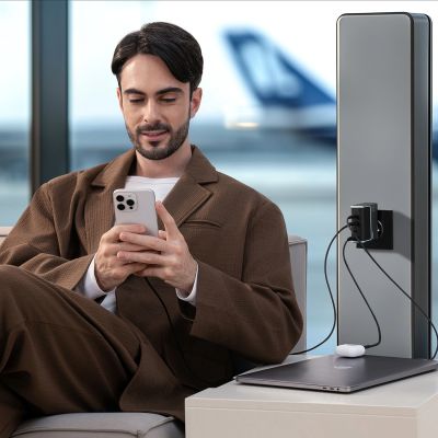 14. Cuktech AD1404UEU 140W GaN 3x USB-C + USB-A Wandladegerät mit USB-C-Kabel – Grau