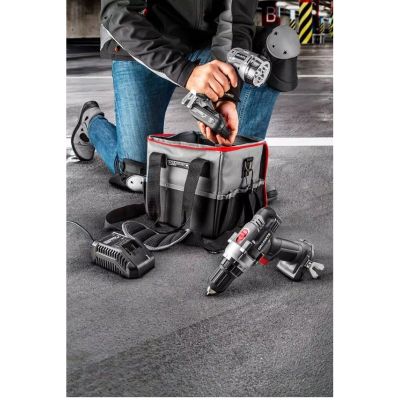 4. Akku-Werkzeugset: Bohrschrauber, Taschenlampe, Tasche, Energy+ 18V-Akku, Li-Ion 2,0Ah-Akku, Ladegerät