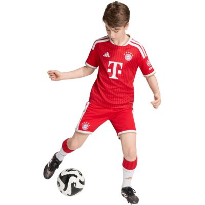 9. adidas FC Bayern 26/27 Heimtrikot rot JZ3098