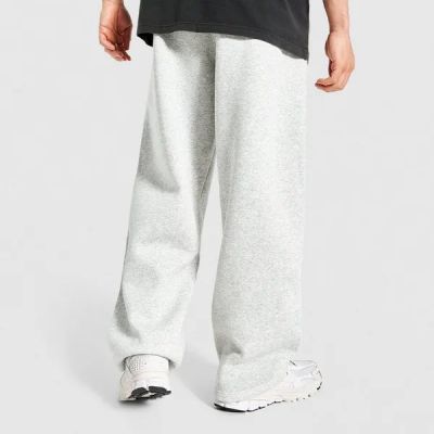 2. Air Jordan Oversized Graphic Sweatpants Grau - II2319-050