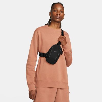 3. Nike Sportswear Essentials DJ9794-010 Tasche