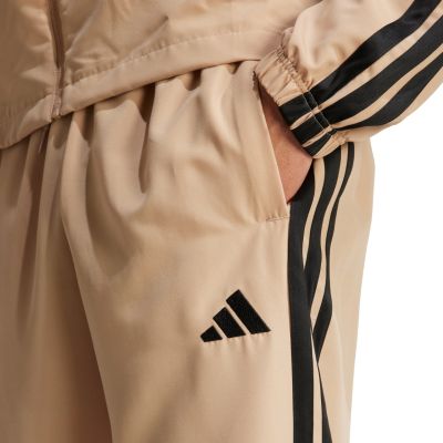 7. Herren adidas Sportswear Basic 3-Streifen Woven Trainingsanzug Beige JX3149