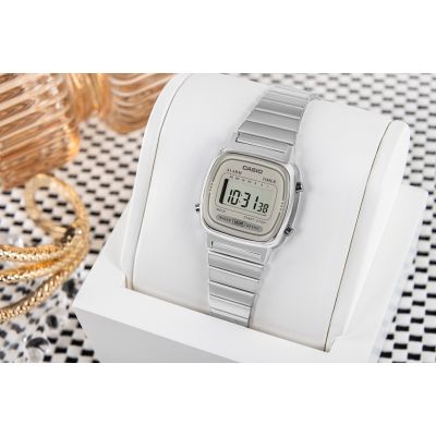 5. CASIO Vintage Damenuhr LA670WEA-8AEF + Box