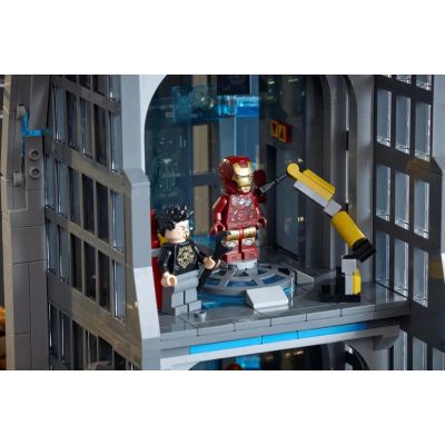 14. LEGO Super Heroes 76269 Avengers Tower