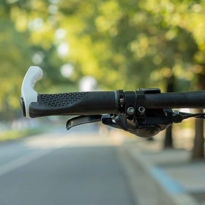 5. Rockbros BT1007W Fahrradhalter-Set mit Hupen – Weiß