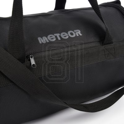 4. Meteor Sirin 16900 Fitnesstasche