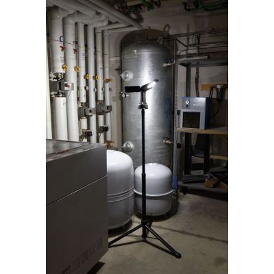 18. Ansmann Triohead 7000R Schwarze LED 66 W