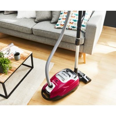 8. Rowenta Silence Force RO7473 4,5-Liter-Trockensauger mit Staubbeutel (400 W)