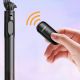 6. Ugreen LP586 Selfie-Stick mit Teleskopstativ, Bluetooth-Fernbedienung, 1,5 m – Schwarz