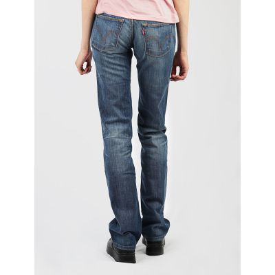 3. Levi's Standard 570 Straight Fit 10570-0027